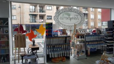 LOCAL COMERCIAL. CANGAS 